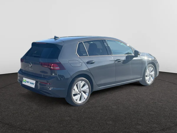 VOLKSWAGEN Golf VIII (2024) — foto 16 van 20