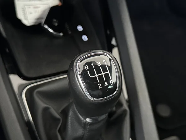 SKODA Octavia (2022) — foto 4 van 32