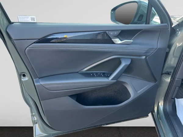 VOLKSWAGEN Tayron (2025) — foto 2 van 24
