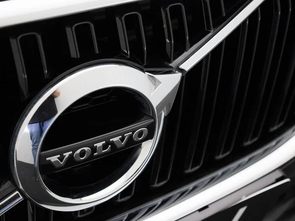 Volvo XC60 (2021) — foto 27 van 43