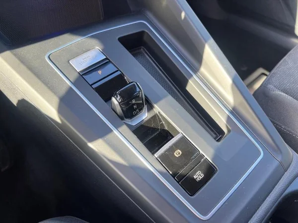 VOLKSWAGEN Golf VIII (2021) — foto 8 van 27
