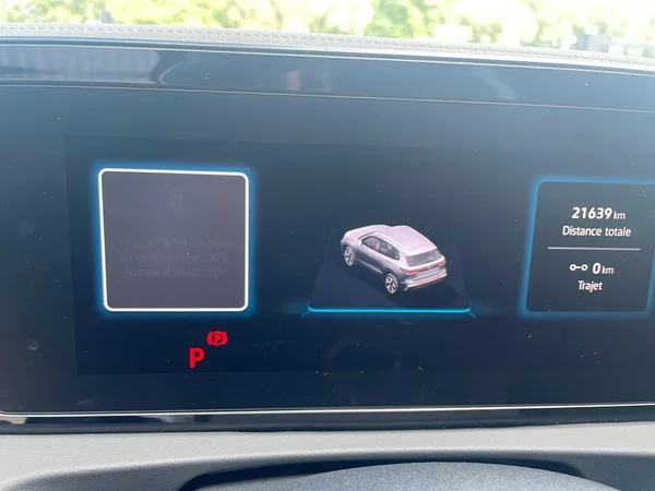 VOLKSWAGEN Tiguan (2024) — foto 19 van 20
