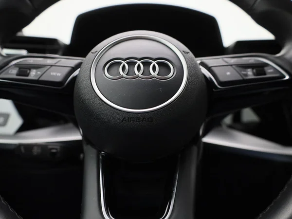 Audi A3 (2022) — foto 18 van 40