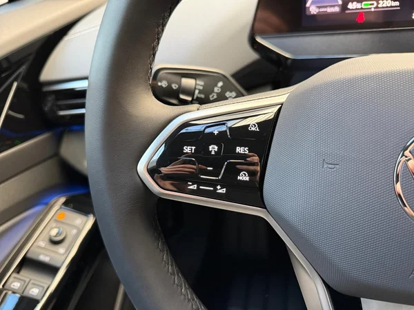 VOLKSWAGEN ID.5 (2026) — foto 2 van 18
