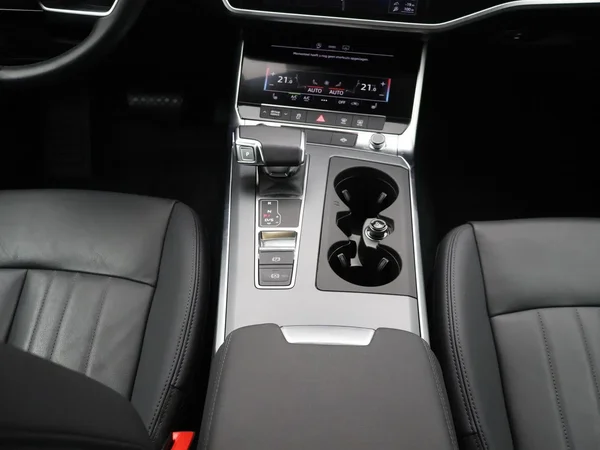 Audi A6 (2023) — foto 19 van 28