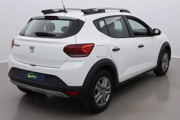 Dacia Sandero Stepway (2023) — foto 21 van 25