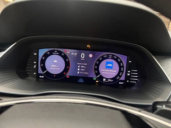 SKODA Octavia Combi (2026) — foto 6 van 24