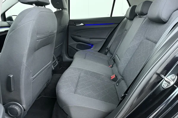 Volkswagen Golf VIII (2024) — foto 17 van 18