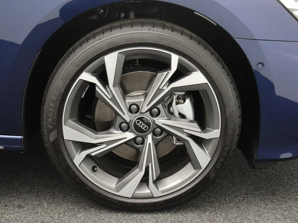 AUDI A3 Sportback PHEV (2025) — foto 6 van 16