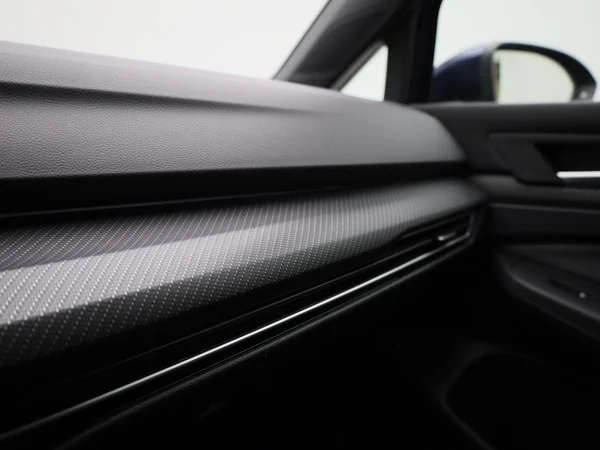 Volkswagen Golf (2022) — foto 25 van 47