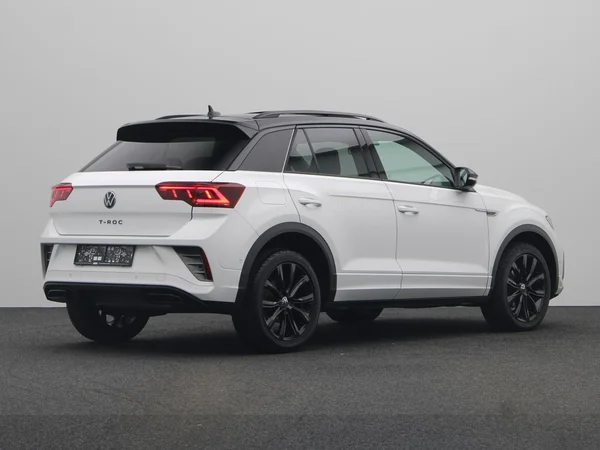 VOLKSWAGEN T-Roc (2022) — foto 12 van 21