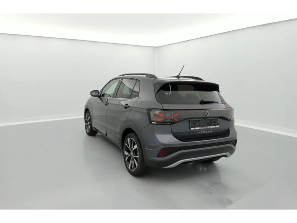 VOLKSWAGEN T-Cross (2025) — foto 32 van 36