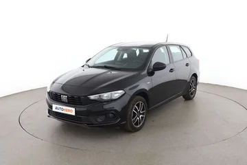 Fiat Tipo 28903139-7cf4-4eb5-8b19-a0e3cb6ab925