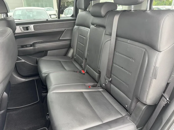 Hyundai Santa Fe (2025) — foto 17 van 29