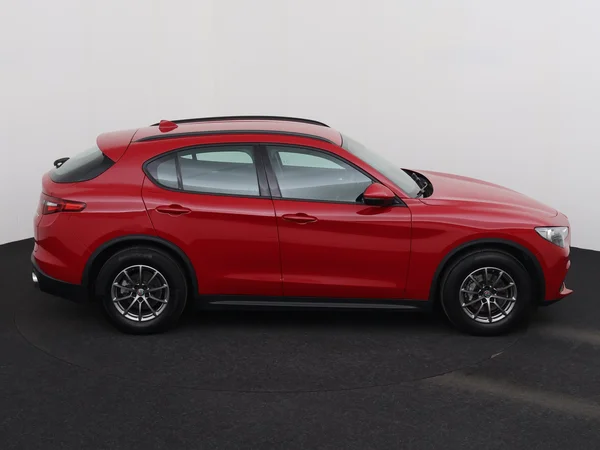 Alfa Romeo Stelvio (2020) — foto 23 van 27