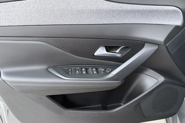 Peugeot 308 SW (2025) — foto 8 van 22
