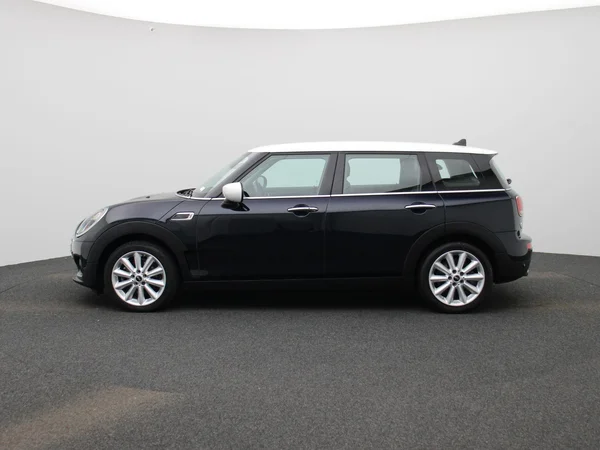 MINI Clubman (2023) — foto 28 van 32