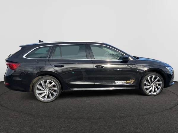 SKODA Octavia Combi PHEV (2024) — foto 5 van 26