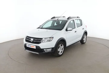 Dacia Sandero b1b97fc1-ea31-4eb7-b594-223476b43ef1