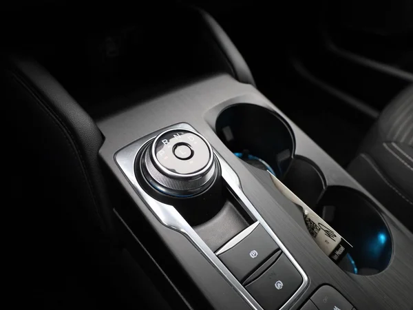 Ford Kuga (2022) — foto 13 van 30