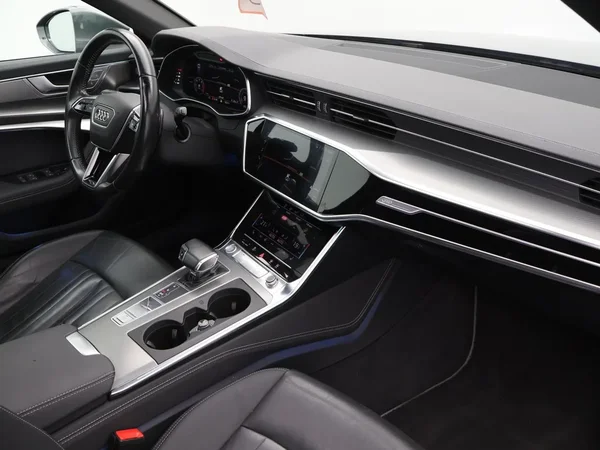 Audi A6 (2019) — foto 23 van 29