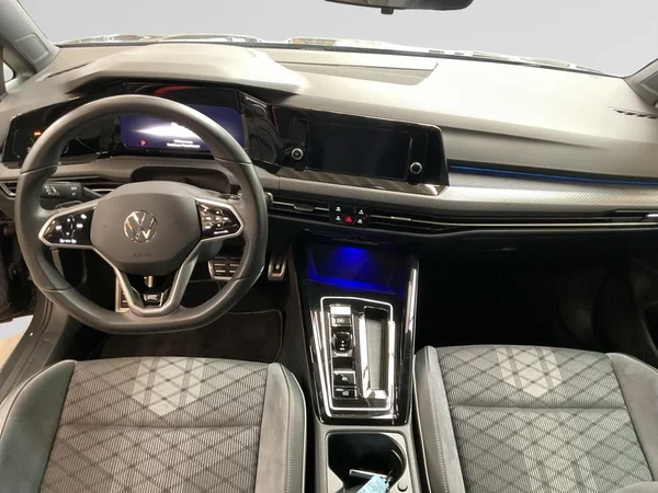 VOLKSWAGEN Golf VIII (2023) — foto 21 van 21