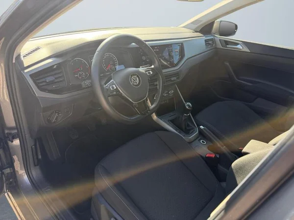 VOLKSWAGEN Polo Dsl (2018) — foto 31 van 31