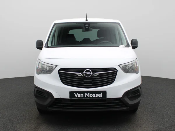 Opel Combo Life (2022) — foto 23 van 35