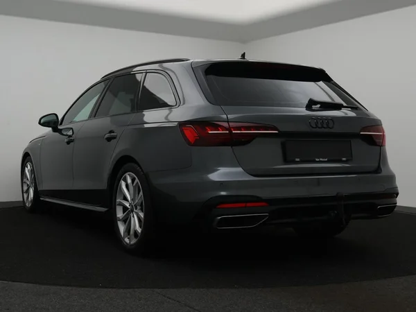 AUDI A4 Avant (2023) — foto 22 van 26