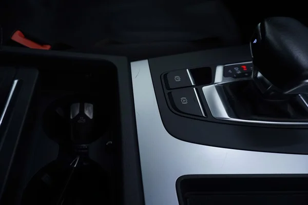 Audi Q5 (2021) — foto 7 van 31