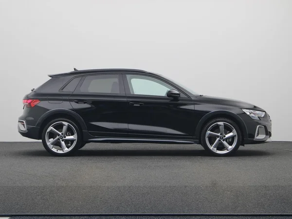 AUDI A3 Allstreet (2025) — foto 20 van 22