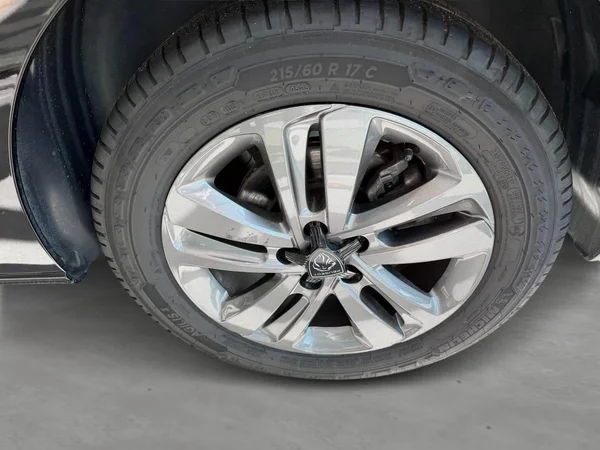 Peugeot Expert (2025) — foto 16 van 16