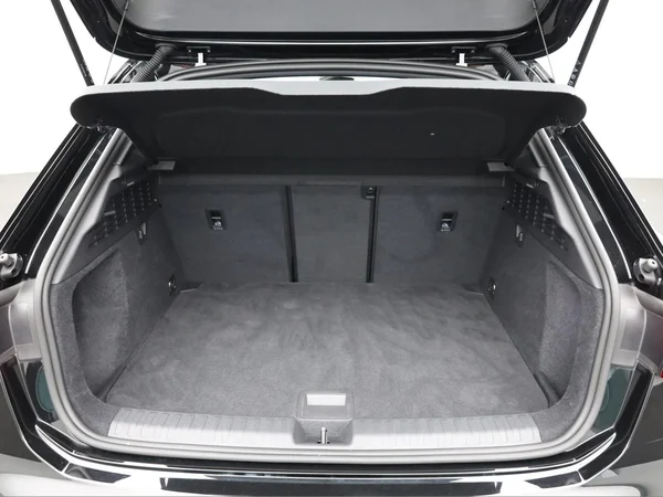 AUDI A3 Sportback (2025) — foto 2 van 21