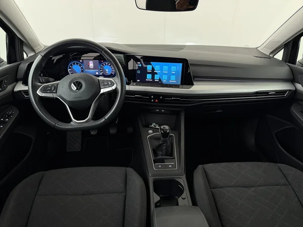 VOLKSWAGEN Golf Variant (2022) — foto 28 van 28