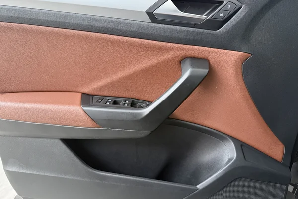 Volkswagen T-Roc (2022) — foto 7 van 18