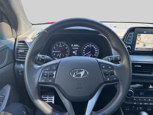 Hyundai Tucson (2021) — foto 2 van 15