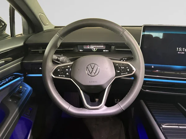 VOLKSWAGEN ID.7 Tourer (2025) — foto 16 van 24