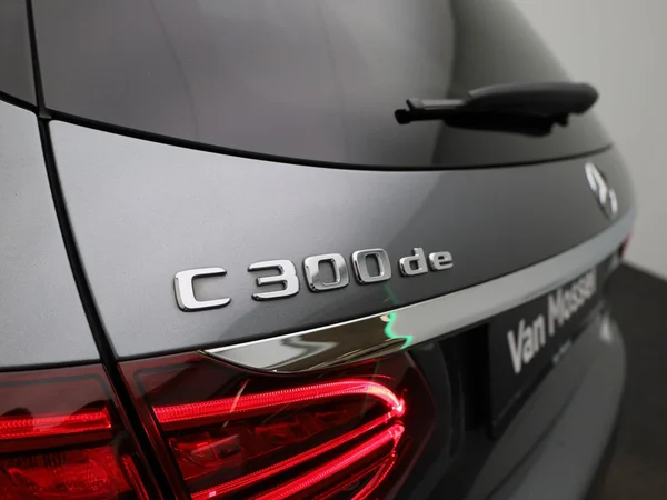 Mercedes-Benz C-Klasse (2021) — foto 25 van 41