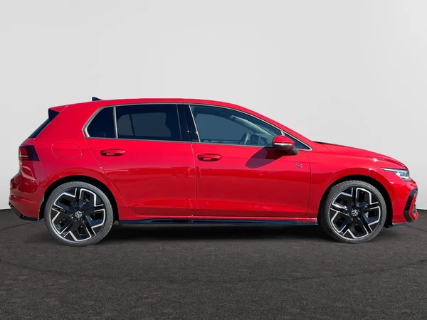 VOLKSWAGEN Golf VIII (2026) — foto 12 van 16