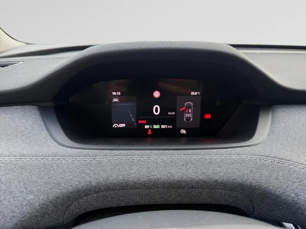 SKODA Enyaq Coupé (2025) — foto 14 van 15