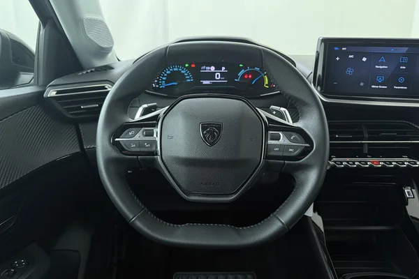 Peugeot 208 (2025) — foto 2 van 19