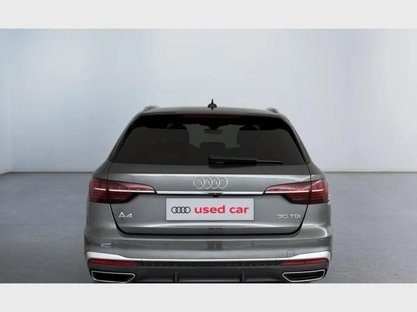 Audi A4 Avant (2023) — foto 31 van 36