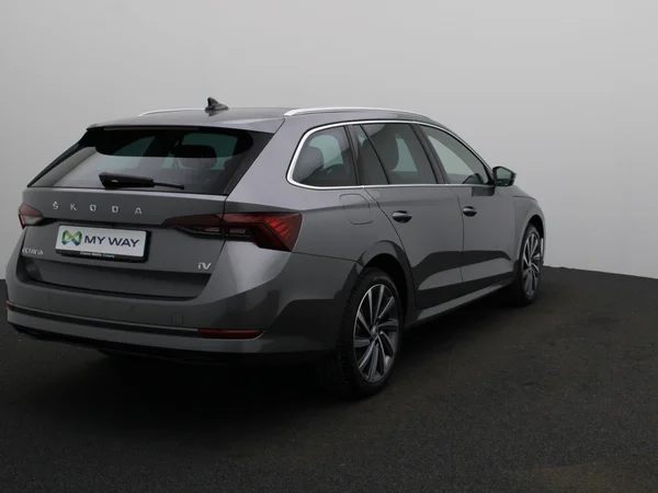 SKODA Octavia Combi (2025) — foto 21 van 27