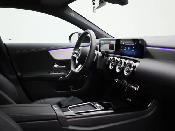 Mercedes-Benz CLA (2025) — foto 27 van 40