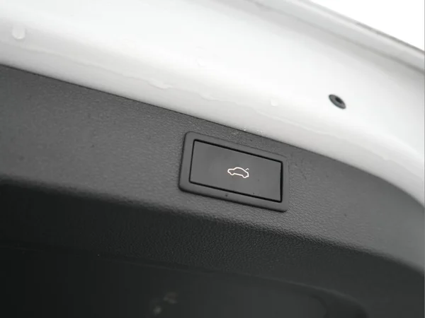 SKODA Kodiaq (2023) — foto 21 van 28