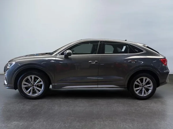 AUDI Q3 Sportback (2021) — foto 23 van 27