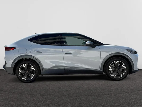 CUPRA Tavascan (2026) — foto 21 van 24