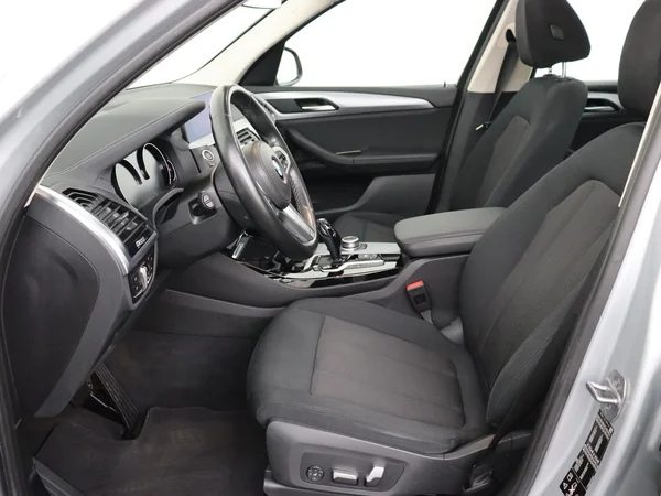 BMW X3 (2020) — foto 2 van 31