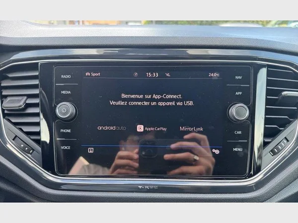 Volkswagen T-Roc (2018) — foto 9 van 29