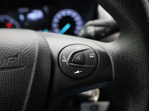 Ford Transit Connect (2020) — foto 5 van 45